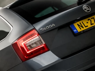 Škoda Octavia (APPLE CARPLAY, NAVIGATIE, CLIMATE, GETINT GLAS, SPORTSTOELEN, PARKEERSENSOREN, CRUISE, NIEUWE APK, NIEUWSTAAT) - afbeelding nr 24