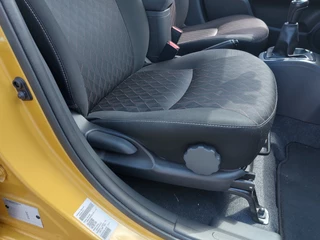 Mitsubishi Space Star 1.2 80pk Nova 5-Deurs | 1ste Eigenaar | Navi | Apple Carplay+Android Auto | Clima | Cruise | Licht+Regensensor | Keyless Entry | Stoelverwarming | Pdc | Privacy Glass | 14''lm - afbeelding nr 23