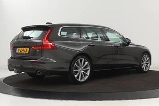 Volvo V60 Volvo V60 2.0 T4 Momentum Pro | Trekhaak | Adaptive cruise |  Stoelverwarming | Carplay | BLIS | Navigatie | Full LED | DAB | Half leder | Climate control - afbeelding nr 34