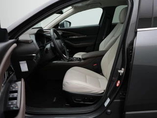 Mazda CX-30 Mazda CX-30 2.0 e-SkyActiv-X Luxury i-Activesense met Sunroof : dealer onderhouden - afbeelding nr 12