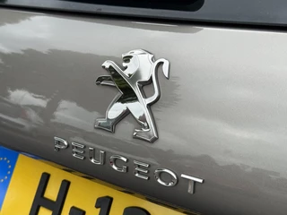 Peugeot 2008 Peugeot 2008 1.2 PureTech Urban Cross 2e Eigenaar,Navi,110pk,Clima,Cruise,Trekhaak,Pdc,Nieuwe Apk bij Aflevering - afbeelding nr 26