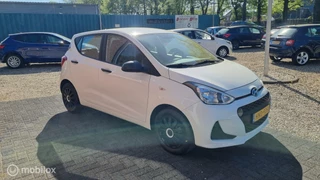Hyundai i10 Hyundai i10 1.0i i-Drive - afbeelding nr 4