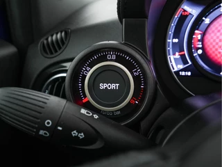 Abarth 500C Abarth 500C 1.4 T-Jet Yamaha Factory Racing Edition Monster [ 1 of 2000 ] *! POCKET-ROCKET ! | NAVI-FULLMAP | XENON | CARPLAY | SPORT-EXHAUST | DAB | SPORT-SEATS | 17