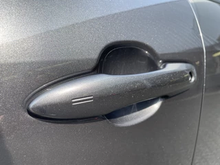 Toyota Yaris Cross Toyota Yaris Cross 1.5 Hybrid 130 Dynamic | Comfort Pack | Stuur + Stoelverwarming - afbeelding nr 5
