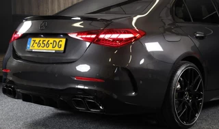 Mercedes-Benz C-Klasse Mercedes-Benz C-klasse 300 e AMG 63 Look / 360 Camera / Acc / Lane Assist / Elek Stoelen / Leder / Open Pano / Dode Hoek / 20 Inc - afbeelding nr 44