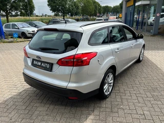 Ford Focus Ford Focus 1.5 TDCI TREND AIRCO NAVI PDC. - afbeelding nr 9