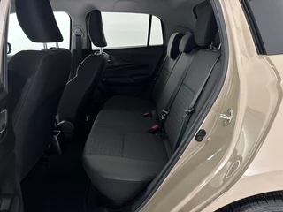 Suzuki Swift Suzuki Swift 1.2 Select Smart Hybrid | Navigatie | Adaptieve Cruise Control | Parkeercamera - afbeelding nr 20