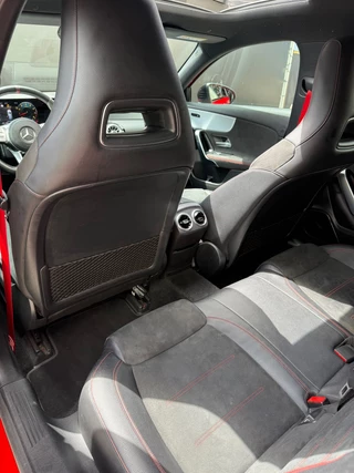 Mercedes-Benz A-Klasse Mercedes-Benz A-klasse AMG 35 4MATIC Edition 1|Pano|Burmester|Milltek|Sfeer|Hemelverlichting - afbeelding nr 40