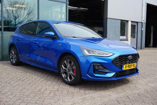 Ford Focus Ford Focus 1.0 EcoBoost Hybrid ST Line Style 125PK Camera Climate All-Season Cruise Carplay-Navi Parkeersensoren *Nieuwstaat* - afbeelding nr 2