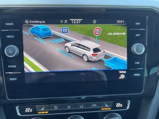 Volkswagen Passat Panoramadak Led Matrix ACC Camera Parkeersensoren Chroom Pakket Stoelverwarming 1/2 Leder Alcantara NL Auto 1e Eigenaar - afbeelding nr 21