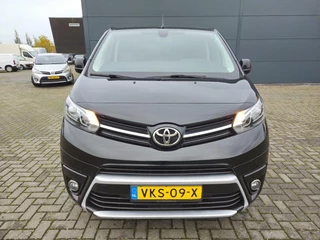 Toyota ProAce Toyota ProAce Worker 2.0 D-4D Navi Climate DC 6-pers Marge - afbeelding nr 6