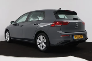 Volkswagen Golf Volkswagen Golf 1.5 TSI Life Business (STOELVERWARMING, NAVIGATIE, ELEKTR STOELEN, DIGITAAL DASHBOARD, PARKEERSENSOREN, NL-AUTO) - afbeelding nr 5