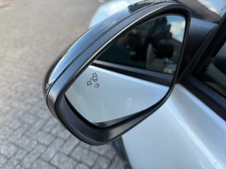 Citroën C4 Cactus Citroën C4 Cactus 110PK Origins | PDC v+a | Camera | Dodehoek | Keyless - afbeelding nr 30