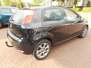 Fiat Punto Fiat Punto TwinAir Turbo 100 Lounge NAVI+RESERVEWIEL+METALLIC - afbeelding nr 3