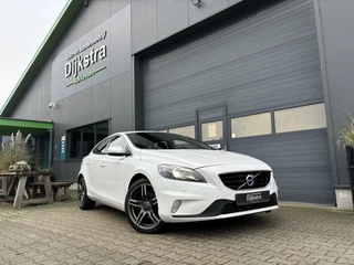 Volvo V40 Volvo V40 2.0 T2 R-Design Dealeronderhouden! Airco/ Bluetooth/ Cruise Control!! - afbeelding nr 2