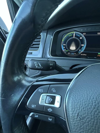 Volkswagen e-Golf Volkswagen e-Golf E-DITION WARTMTE POMP I DIGI DASH. NAVI + CAMERA I LEER I FULL LED - afbeelding nr 29