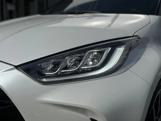 Toyota Yaris Head-up display, JBL, Dodehoekdetectie, PDC V + A , All-in Rijklaarprijs - afbeelding nr 10