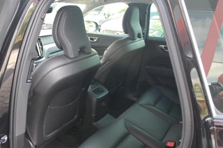 Volvo XC60 Volvo XC60 T6 Recharge AWD Plus Dark | Longe Range | Panoramadak | Leder | Parkeercamera | Stoelverwarming | Memory Stoelen | Keyless - afbeelding nr 19