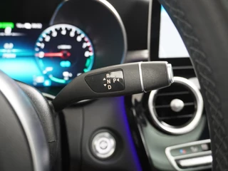 Mercedes-Benz C-Klasse Mercedes-Benz C-Klasse Estate 300e AMG // Burmester // Panoramadak // Distronic // MultiBeam LED // 360 Camera // Carplay // Night pakket - afbeelding nr 22
