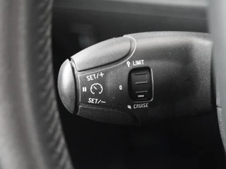 Peugeot 2008 Peugeot 2008 1.2 PureTech Blue Lion - Airco - Lm velgen - Cruise controle - afbeelding nr 17