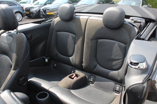 MINI Cooper Cabrio MINI Cooper Cabrio Mini 2.0 John Works Chili / Full options / Camera / JCW Package / Head-up display / DAB / Harman Kardon - afbeelding nr 10