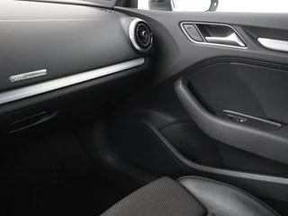 Audi A3 Audi A3 1.0 TFSI Sport S Line Edition | Full LED |  Sportstoelen | Navigatie | Climate control | Parkeerhulp | Cruise control - afbeelding nr 18