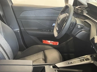 Peugeot 408 Peugeot 408 1.2 PureTech Allure Pack 130 Automaat | Comfort Pakket, Ergo comfort stoel , Electrische stoelverstelling LV, stoelverwarming | Camera | Navigatie | Climate Control | Dab | Led | Parkeer sensoren - afbeelding nr 20