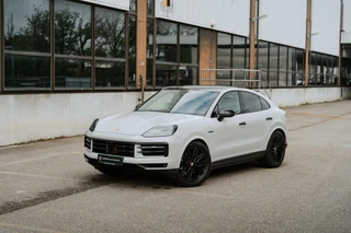Porsche Cayenne - 328018257-0