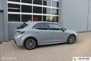 Toyota Corolla Toyota Corolla 2.0 Hybrid Business Plus | Stoel en Stuurverwarming | JBL Sound | Carplay | - afbeelding nr 2