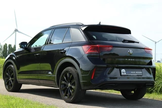Volkswagen T-Roc Volkswagen T-Roc 1.5 TSI / 3x R-Line / Black Style / 150PK / DSG / Navi / Camera / VC / Trekhaak / 18