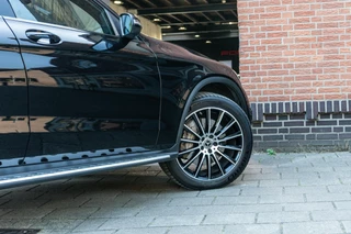 Mercedes-Benz GLC Mercedes GLC-klasse Coupé 300 4MATIC AMG Pano / 360 / Burmester - afbeelding nr 28