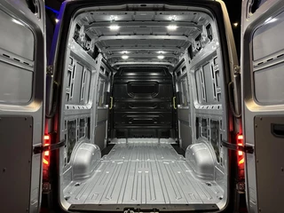 Volkswagen Crafter Volkswagen Crafter 30 2.0 TDI L3H3 Highline *Led*Dubbeleschuifdeur*Camera* - afbeelding nr 18