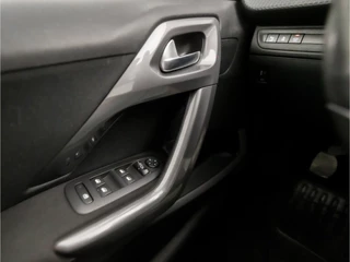 Peugeot 2008 (NAVIGATIE, CRUISE, PARKEERSENSOREN, TREKHAAK, SPORTSTOELEN, ELEK PAKKET, XENON, NIEUWSTAAT) - afbeelding nr 21