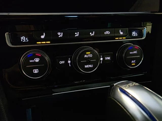 Volkswagen Golf Volkswagen Golf 1.4 TSI PHEV GTE | PANO / ACC / LED / CARPLAY / CAMERA / P.SENSOR V+A / LEDER-ALCANTARA / STOELVERW. / LANE ASS ! - afbeelding nr 55