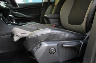 Opel Grandland X Opel Grandland X 1.6 Turbo Ultimate - afbeelding nr 9