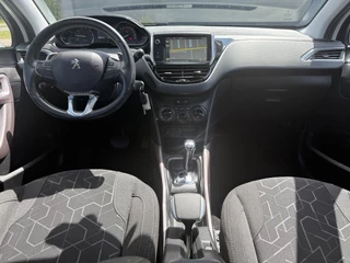 Peugeot 2008 Peugeot 2008 1.2 PureTech Active Automaat,2e Eigenaar,Pano,Navi,Dealer Onderhouden,Airco,Cruise,Extra Set winter,Apk tot 06-2026 - afbeelding nr 10