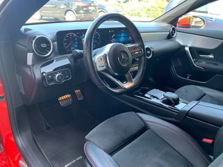 Mercedes-Benz CLA Mercedes-Benz CLA Shooting Brake 180 Premium cruise/airco/lane assist - afbeelding nr 18