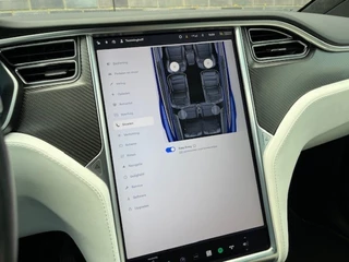 Tesla Model X - afbeelding nr 18