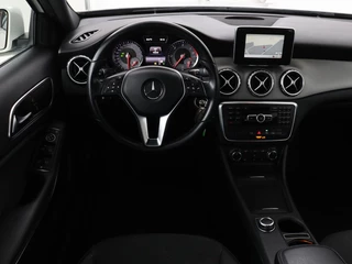 Mercedes-Benz GLA Mercedes-Benz GLA-klasse 180 CDI Lease Edition | Camera | Half leder | Trekhaak | Navigatie | Xenon | Cruise control | Bluetooth | Park Assist | Airco | Bluetooth - afbeelding nr 3