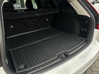Volvo V60 Volvo V60 2.0 T6 Recharge AWD Inscription | Trekhaak elektrisch wegklapbaar | 360° camera - afbeelding nr 10