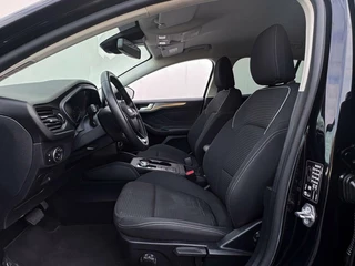Ford Focus Ford Focus Wagon 1.0 EcoBoost 125pk Automaat Titanium Business | Navigatie | Winterpakket | Full LED | Adaptive cruise - afbeelding nr 5