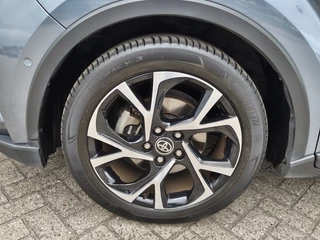 Toyota C-HR Toyota C-HR 2.0 Hybrid Style Bi-Tone | Navi | Trekhaak | Sensoren v/a - afbeelding nr 42