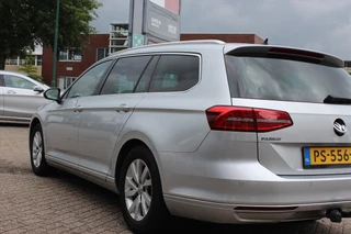 Volkswagen Passat Volkswagen Passat 1.4 TSI 125pk BMT Comfortline Business | Orig. NL | Trekhaak | Virtual dashboard | Carplay | - afbeelding nr 68
