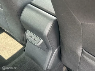 Volkswagen Polo Volkswagen Polo 1.0 TSI  95PK Comfortline DSG AUTOMAAT AIRCO ACHTERUITRIJCAMERA - afbeelding nr 23