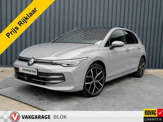 Volkswagen Golf 1.5 eTSI 50 Edition | Panodak | Trekhaak wegkl. | Stoelgeheugen | Side Assist | Head Up | IQ Light |