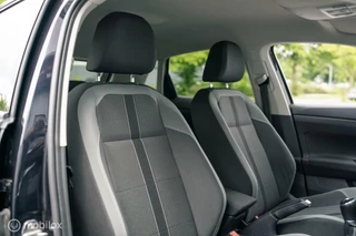 Volkswagen Polo Volkswagen Polo 1.0 TSI 116PK Highline LED ACC NAVI CARPLAY - afbeelding nr 26
