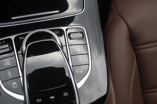 Mercedes-Benz E-Klasse Mercedes-Benz E-Klasse Estate AMG 43 4MATIC Premium Plus / Panoramadak / 360Camera / Leder / Memory seats / 19'' / Luchtvering / Navigatie / Stoelverwarming - afbeelding nr 28