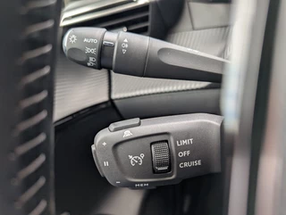 Peugeot 208 Peugeot 208 1.2 PureTech Allure | Apple Carplay | Start/Stop - afbeelding nr 18