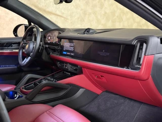 Porsche Cayenne Porsche Cayenne Coupé 3.0 E-Hybrid | Sport chrono | Pano | 360 camera | Luchtvering | Stoelverkoeling - afbeelding nr 14