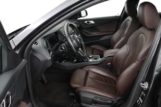 BMW 1 Serie BMW 1-serie 116i High Executive | M Sport | Leder |  Stoelverwarming | Carplay | Full LED | Sportstoelen | Navigatie | Climate control | Live Cockpit | Parkeerhulp | Cruise control - afbeelding nr 4